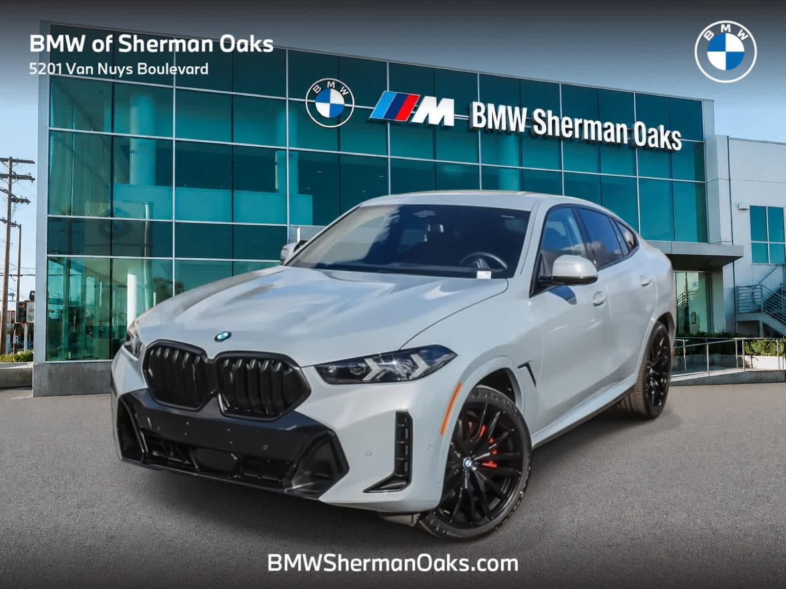 Used 2026 BMW X6 xDrive40i w/ Premium Package AWD/4WD image 2
