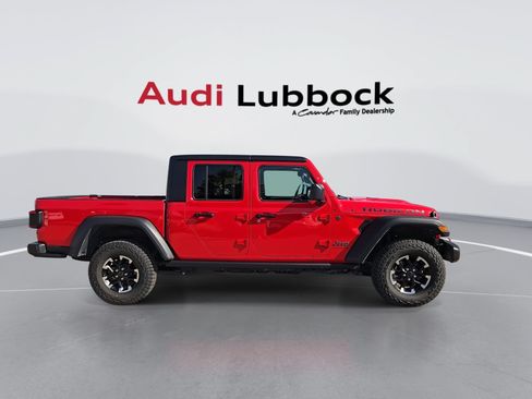 Used 2026 Jeep Gladiator Rubicon AWD/4WD image 2
