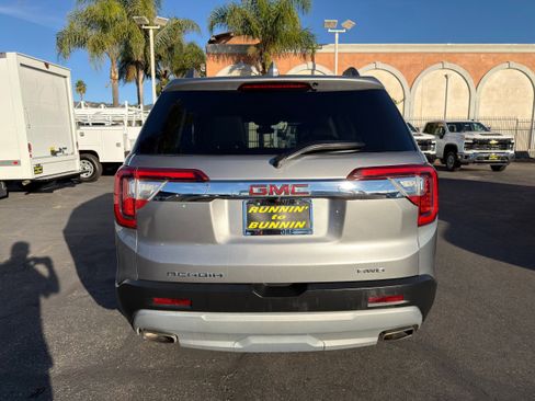Used 2023 GMC Acadia SLT image 7
