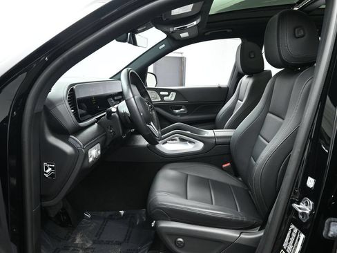 Used 2022 Mercedes-Benz GLS 450 4MATIC image 15