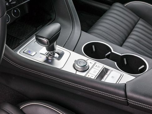 Used 2026 Genesis G70 2.5T Prestige RWD image 19