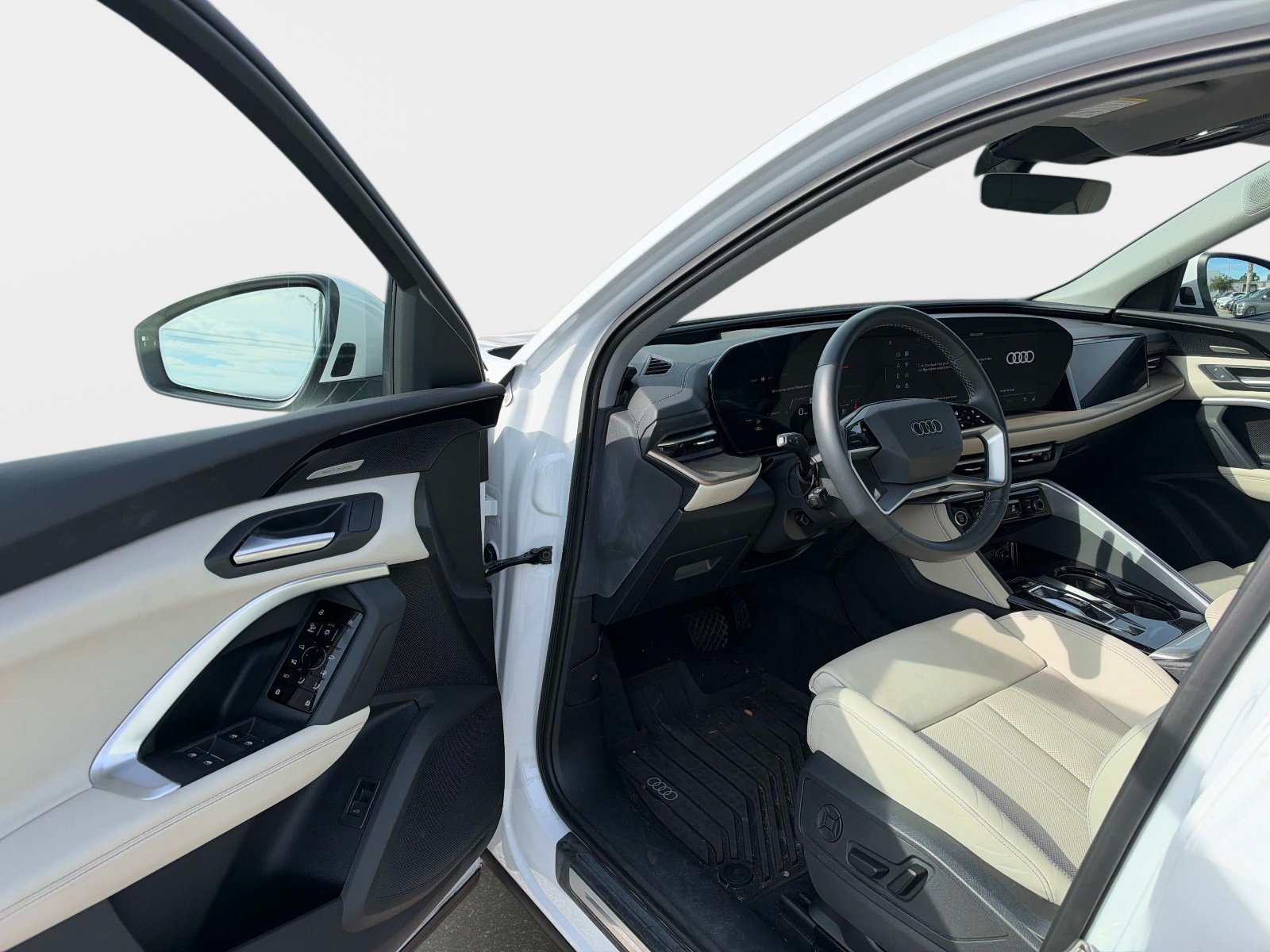 Used 2025 Audi Q5 Prestige AWD/4WD image 11