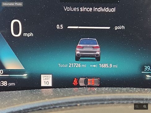 Used 2024 BMW X7 xDrive40i w/ Executive Package AWD/4WD image 10