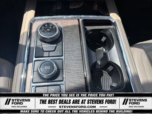 Used 2021 Ford Expedition Limited AWD/4WD image 27