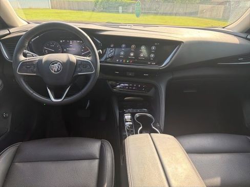 Used 2023 Buick Envision Essence AWD/4WD image 11