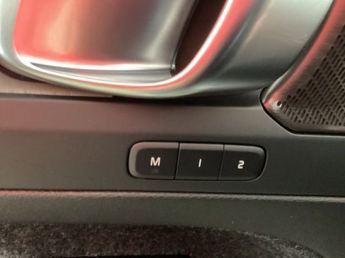 New 2026 Volvo XC40 B5 Ultra w/ Climate Package image 18