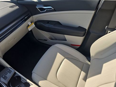 New 2026 Kia Sportage EX w/ EX Panorama Roof Package image 18