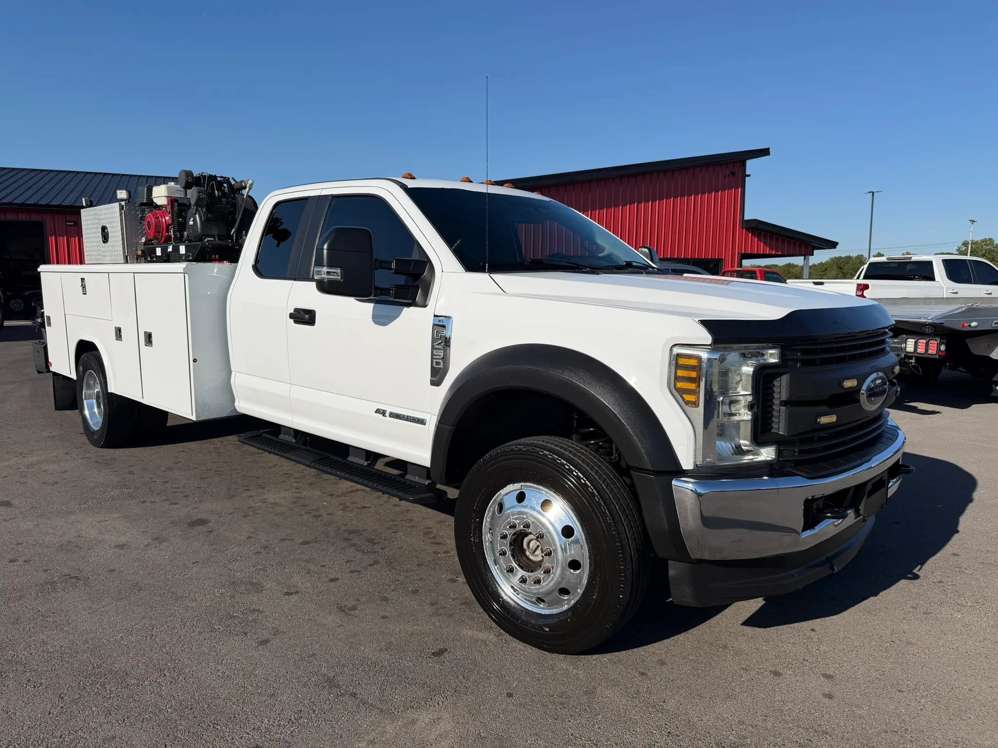 Used 2018 Ford F450 XL w/ Power Equipment Group AWD/4WD image 1