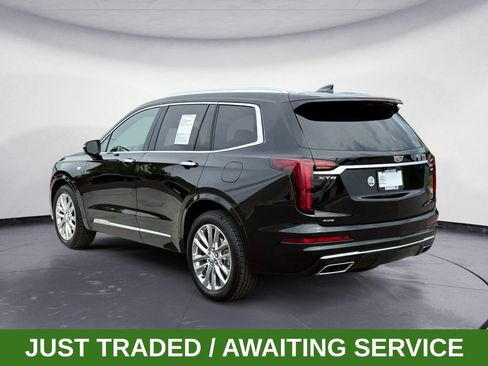 Used 2023 Cadillac XT6 Premium Luxury w/ Technology Package AWD/4WD image 3