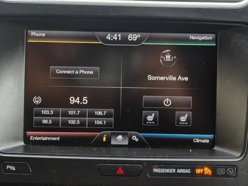 Used 2016 Ford Explorer XLT w/ Equipment Group 202A image 22