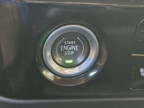 Used 2024 GMC Sierra 1500 SLT image 27