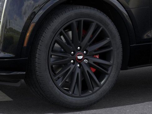 New 2026 Cadillac Lyriq V image 9