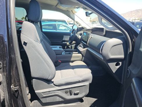 Used 2025 Ford Expedition Max Active AWD/4WD image 11