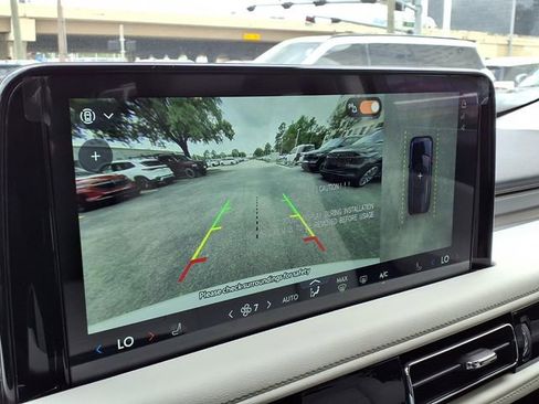 New 2026 Lincoln Aviator AWD image 14
