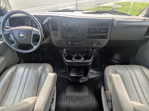 Used 2024 Chevrolet Express 3500 LS RWD image 16