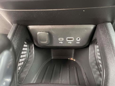Used 2023 Chevrolet TrailBlazer RS w/ Convenience Package FWD image 25