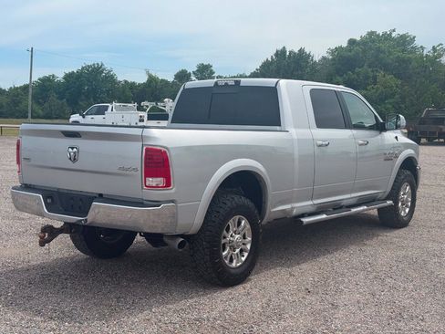 Used 2017 RAM 2500 Laramie w/ Snow Chief Group AWD/4WD image 5