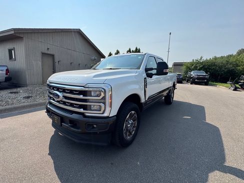 Used 2025 Ford F350 King Ranch AWD/4WD image 2
