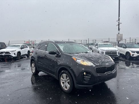 Used 2017 Kia Sportage LX w/ LX Popular Package image 1