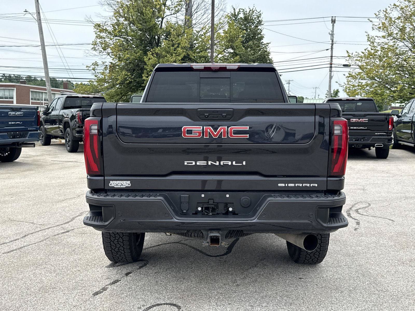Used 2024 GMC Sierra 2500 Denali w/ Denali Reserve Package AWD/4WD image 6