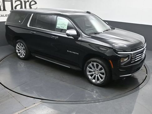 New 2026 Chevrolet Suburban Premier w/ Sun And Tow Package AWD/4WD image 27