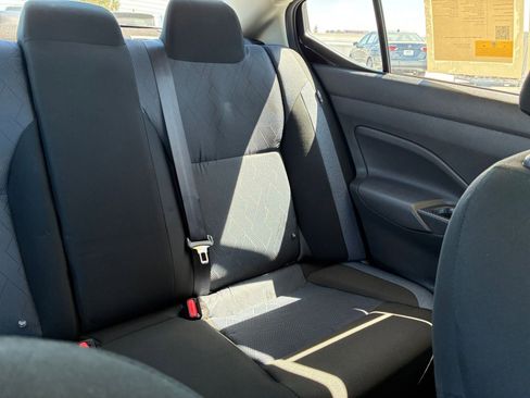 Used 2025 Nissan Versa SV FWD image 35