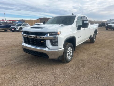 Used 2023 Chevrolet Silverado 2500 LT image 1