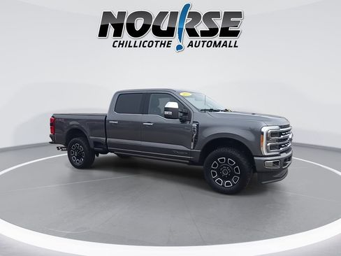 Used 2023 Ford F250 Platinum image 2