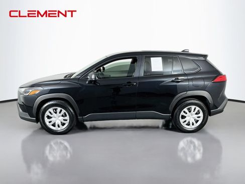 Used 2024 Toyota Corolla Cross L FWD image 4