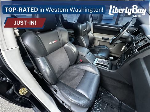 Used 2006 Chrysler 300 SRT8 w/ SRT Option Group II image 17