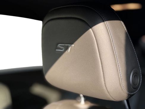 Used 2024 Buick Envista Sport Touring w/ Convenience I Package image 11