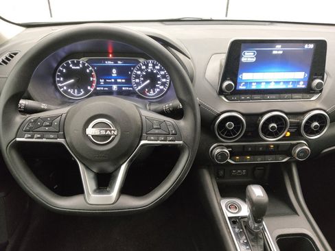 Used 2024 Nissan Sentra SV FWD image 22