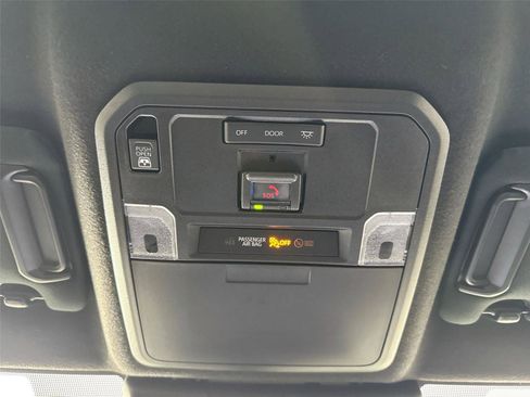 Certified 2025 Toyota 4Runner Trailhunter image 6