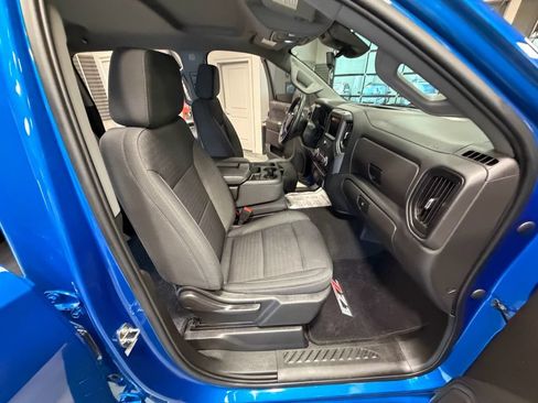 Used 2022 Chevrolet Silverado 1500 Custom Trail Boss w/ LPO, Dark Essentials Package AWD/4WD image 37