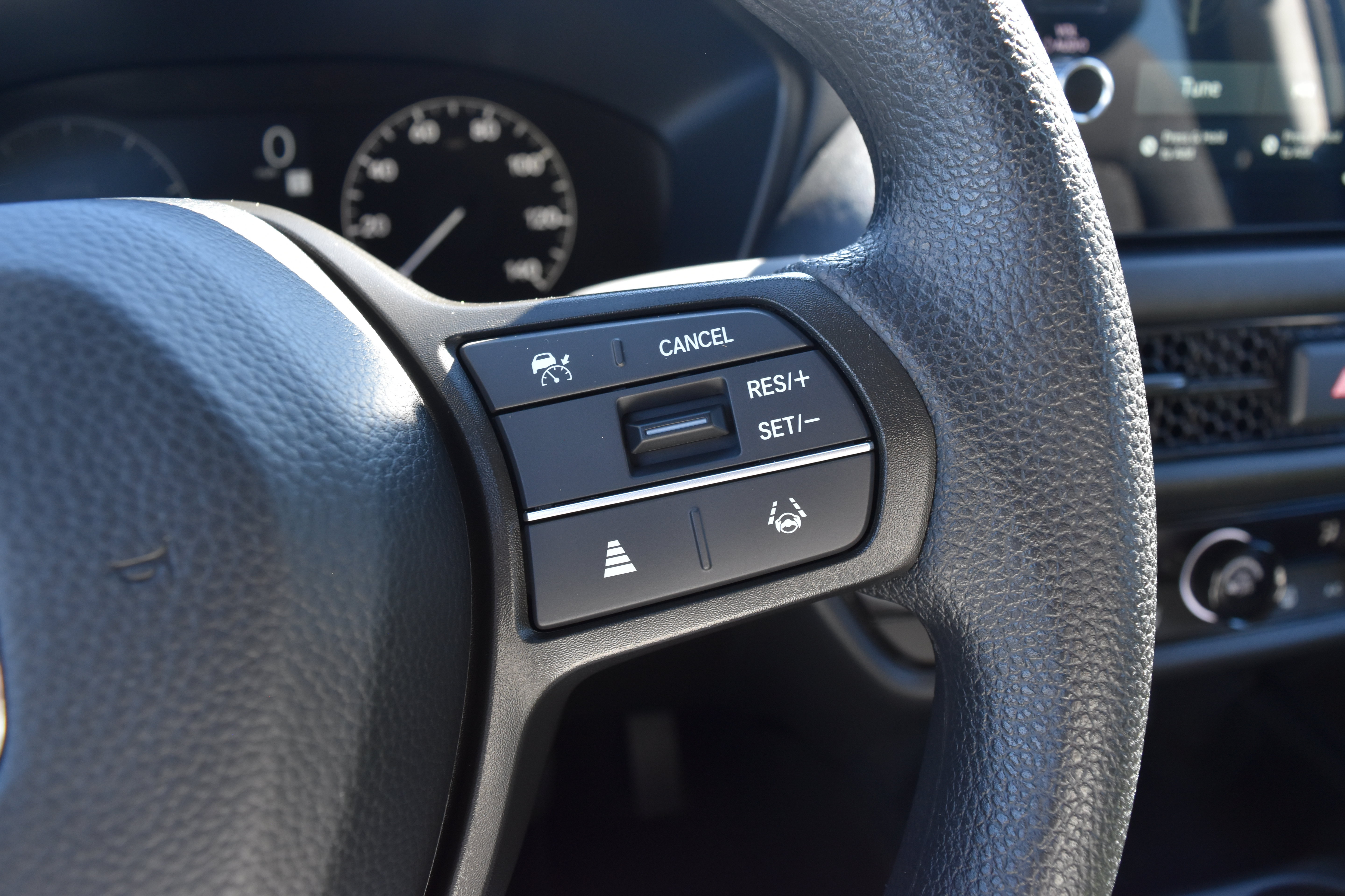 Used 2027 Honda HR-V LX image 18
