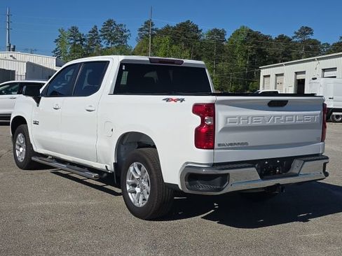 Used 2023 Chevrolet Silverado 1500 LT AWD/4WD image 4