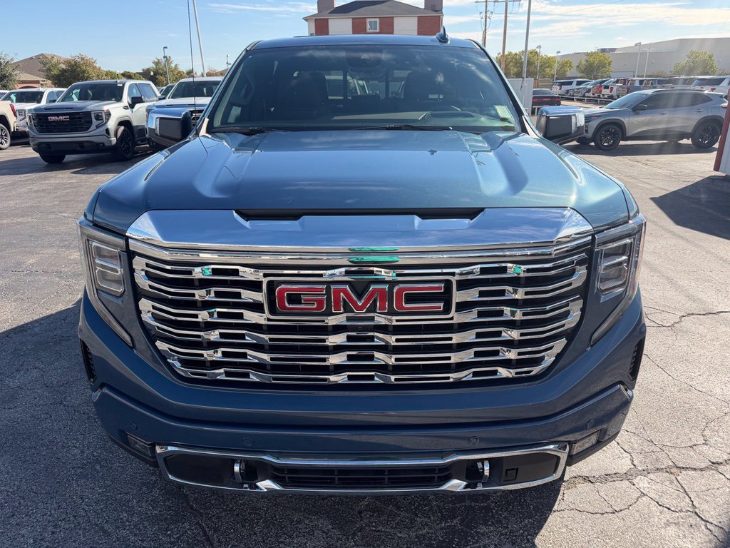 Used 2026 GMC Sierra 1500 Denali AWD/4WD image 9