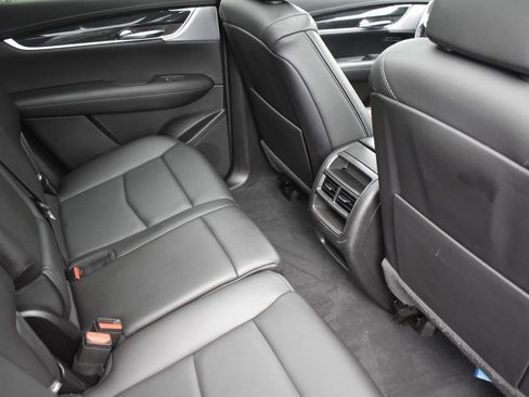 Used 2021 Cadillac XT5 Premium Luxury image 29