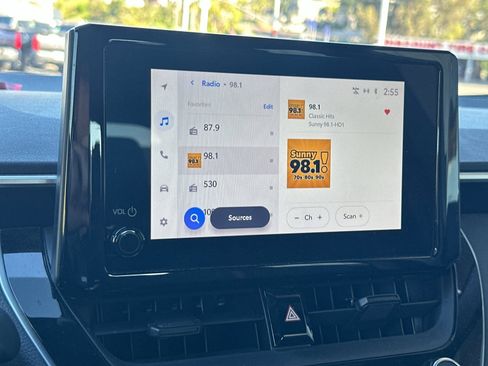 Used 2024 Toyota Corolla SE image 16