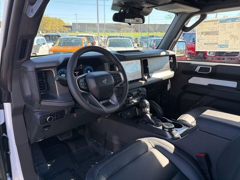 New 2026 Ford Bronco Badlands AWD/4WD image 11