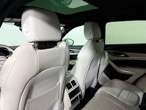 Certified 2026 Jaguar F-PACE R-Dynamic S image 29