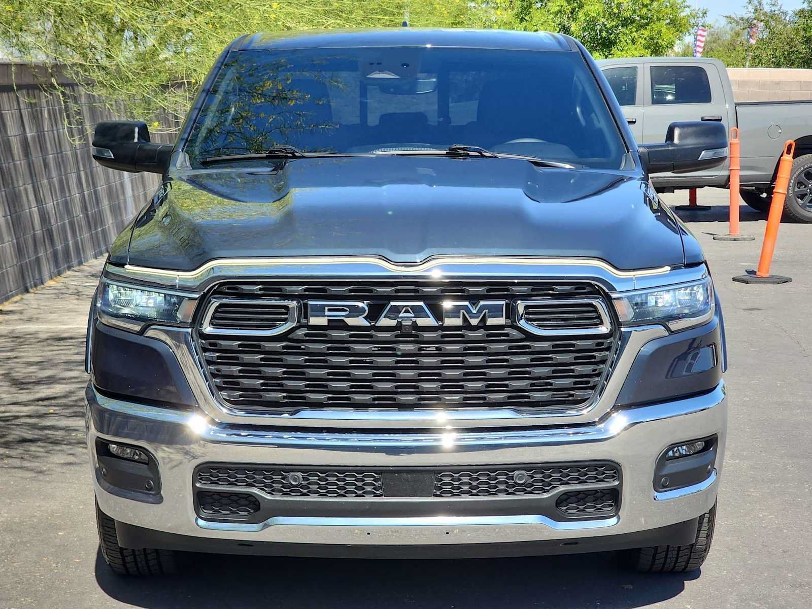 Used 2025 RAM 1500 Big Horn AWD/4WD image 3