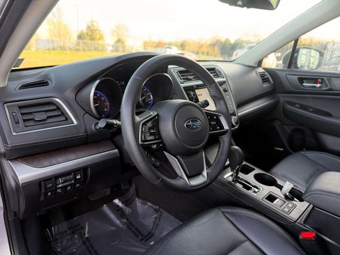 Used 2019 Subaru Outback 2.5i Limited w/ Popular Package #2 image 19