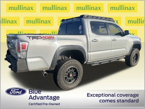 Used 2020 Toyota Tacoma TRD Off-Road image 3
