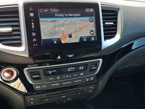 Used 2016 Honda Pilot Elite image 19