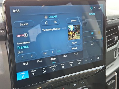 Used 2024 Ford Expedition Max XLT image 22