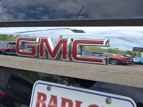 Used 2023 GMC Yukon XL SLT w/ SLT Premium Package AWD/4WD image 38
