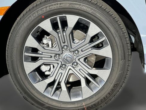 New 2026 Honda Odyssey Touring image 11