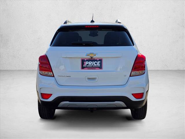 Used 2019 Chevrolet Trax LT w/ LT Convenience Package AWD/4WD image 4