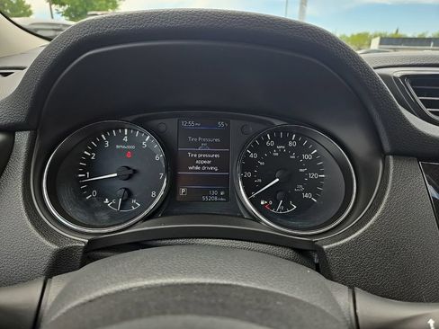 Used 2020 Nissan Rogue S AWD/4WD image 17